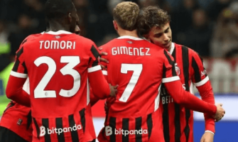 AC Milan etenee Italian Cupin välieriin AC Milan etenee Italian Cupin välieriin