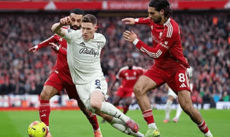 Valioliigan tähti Elliott Anderson käynnistää tarjouskilpailun huippuseurojen kesken