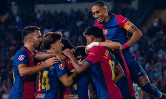 Barcelona palaa kotipaitaan Mestarien liigan vierasotteluissa Barcelona palaa kotipaitaan Mestarien liigan vierasotteluissa