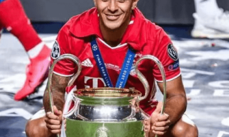 Espanjalainen tähti Thiago Alcantara ilmoitti jäävänsä eläkkeelle Espanjalainen tähti Thiago Alcantara ilmoitti jäävänsä eläkkeelle