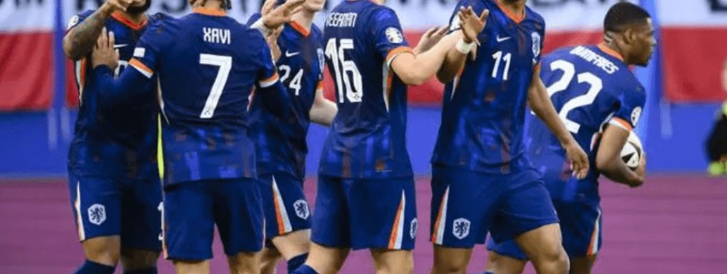 Hollanti voitti 2-1 jännittävässä paluun Hollanti voitti 2-1 jännittävässä paluun